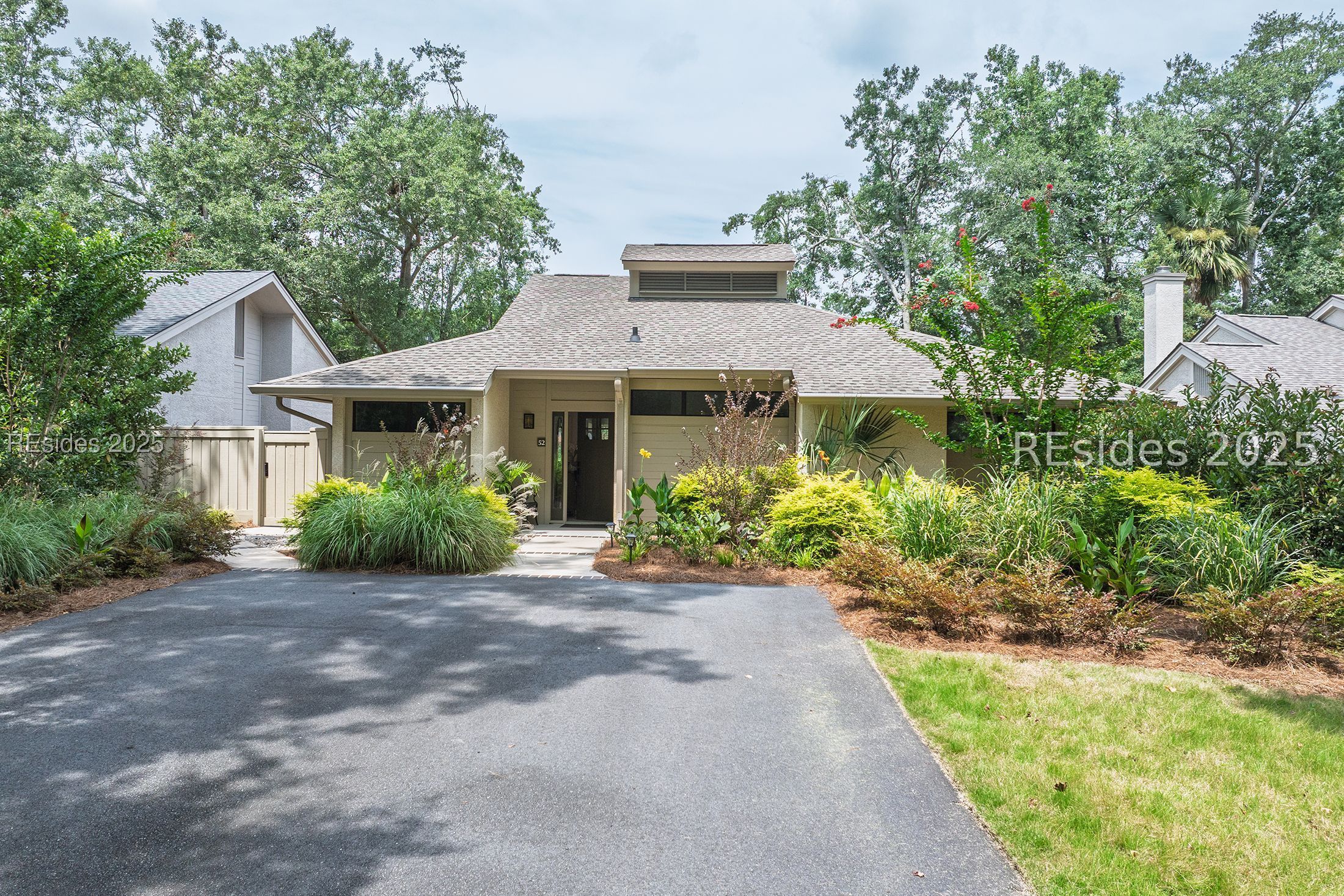 52 Stable Gate Road Hilton Head Island, SC 29926 - Photo 1 of 1 Right-sized coastal cottage + fabulous amenities