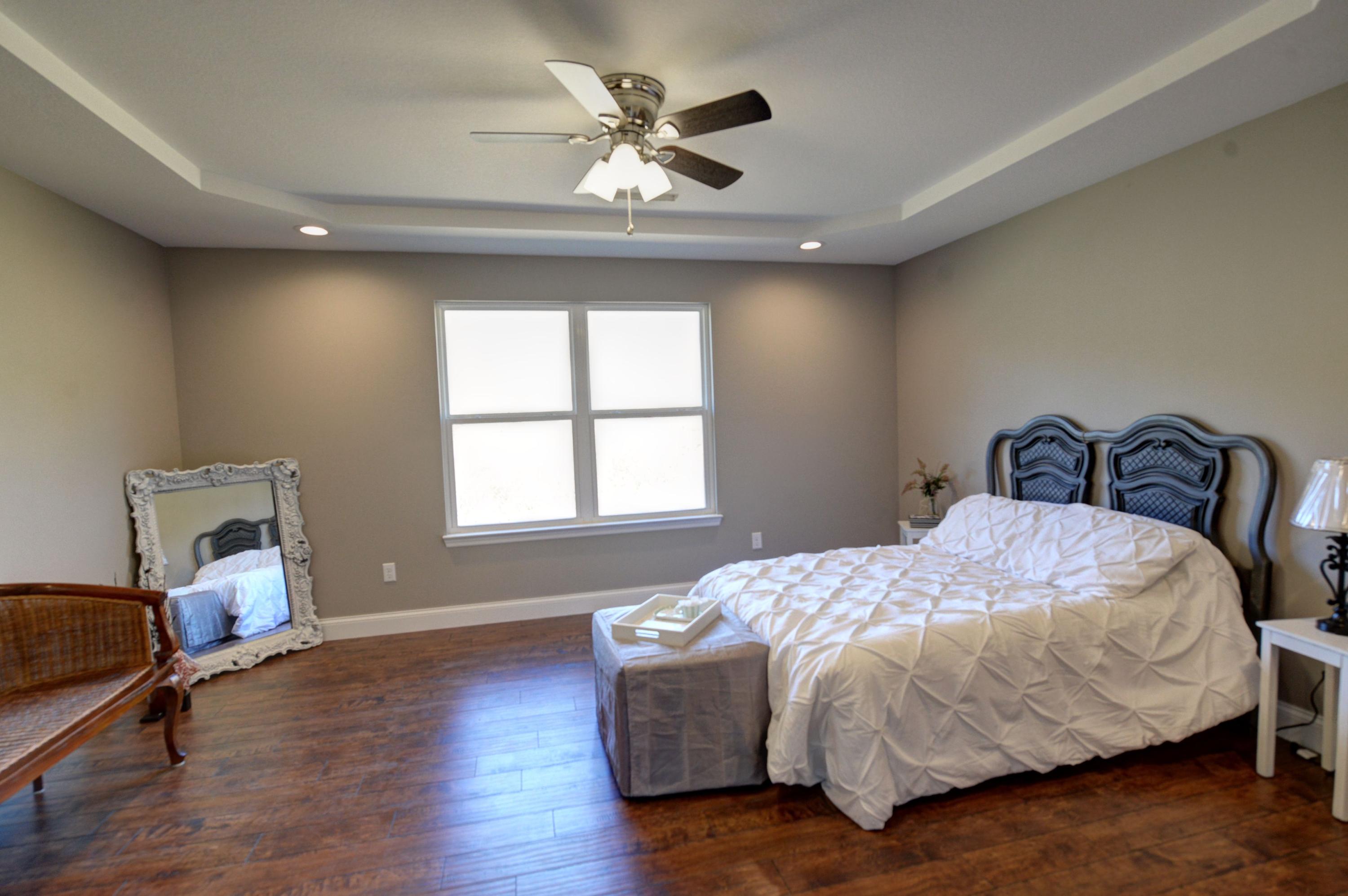 541 Earl Broady Road Evensville, TN 37332 - Photo 8 of 15 8-541 Earl Broady Master Bed 2