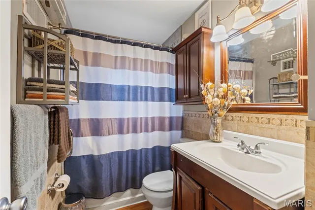 $57,900 | 6241 Lorraine Avenue, Hillsdale, MO 63121