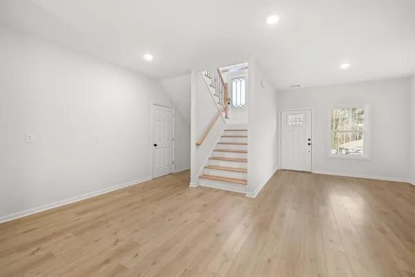 $3,400 | 4410 Ross Estates Court Southwest, Unit 2, Snellville, GA 30039
