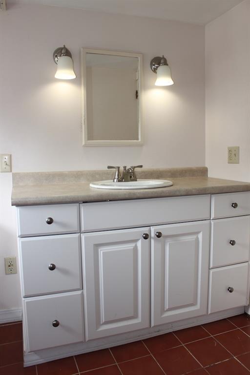 29 Hillside Road Orono, ME 04473 - Photo 26 of 35 Photo