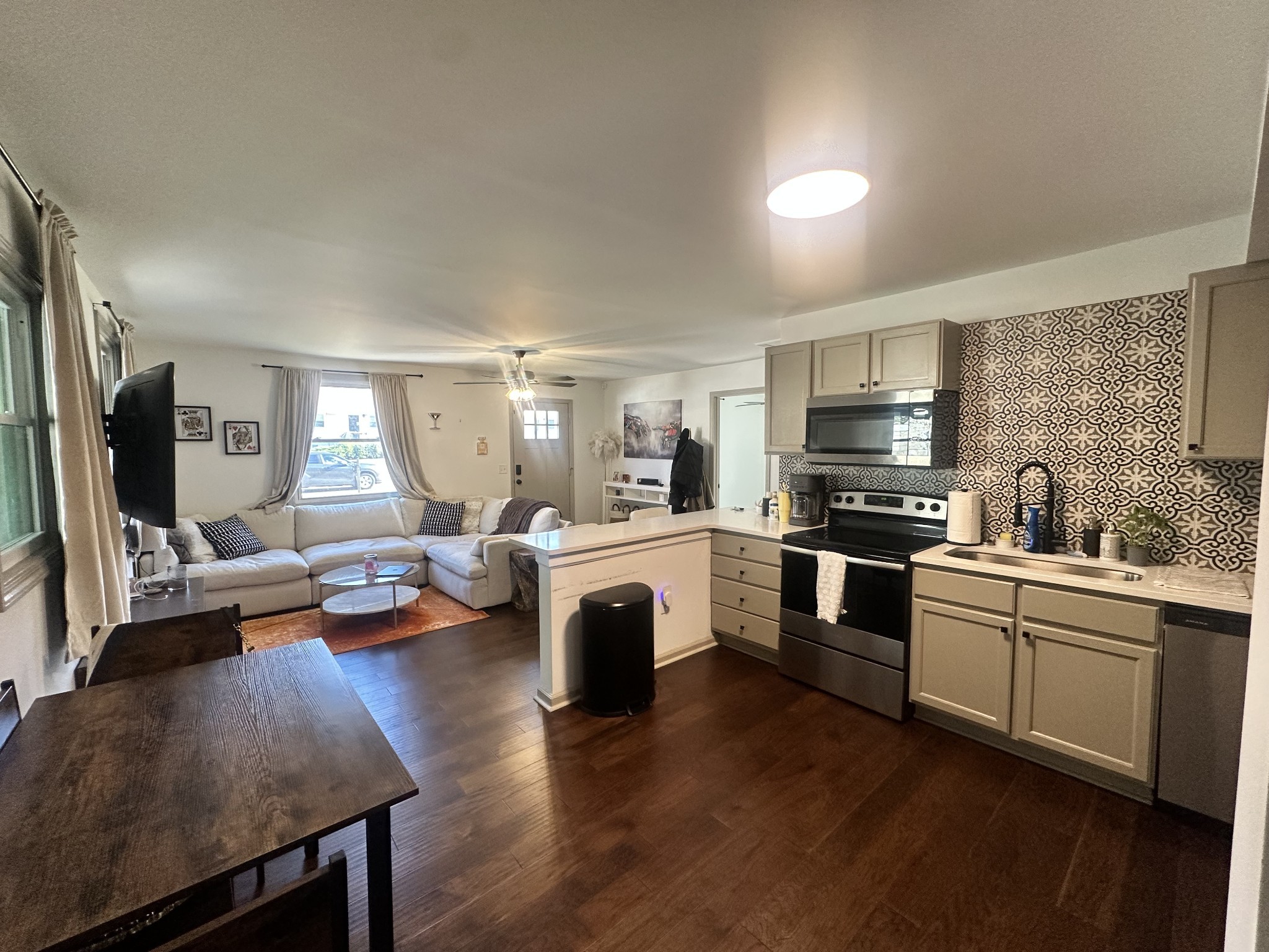 913 Morrow Road Nashville, TN 37209 - Photo 1 of 9 Gallery Image 1