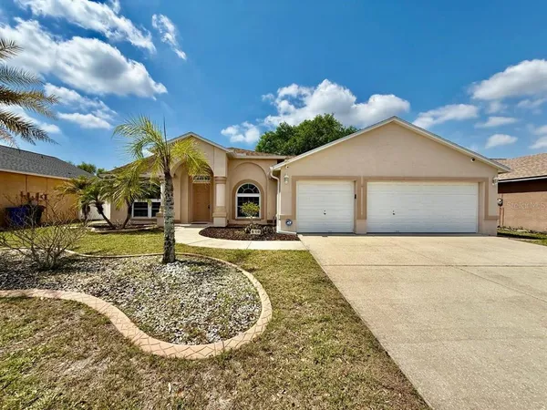 $2,350 | 9815 La Vonda Street, Riverview, FL 33569
