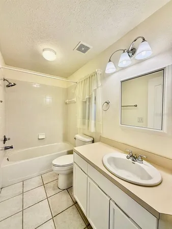 $2,350 | 9815 La Vonda Street, Riverview, FL 33569