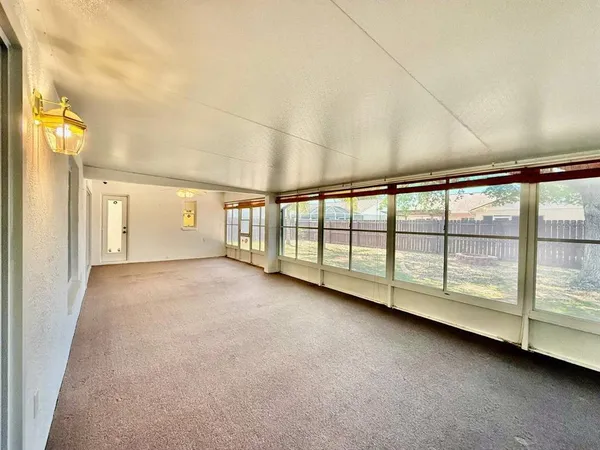 $2,350 | 9815 La Vonda Street, Riverview, FL 33569