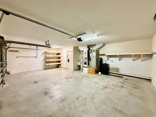 $2,350 | 9815 La Vonda Street, Riverview, FL 33569