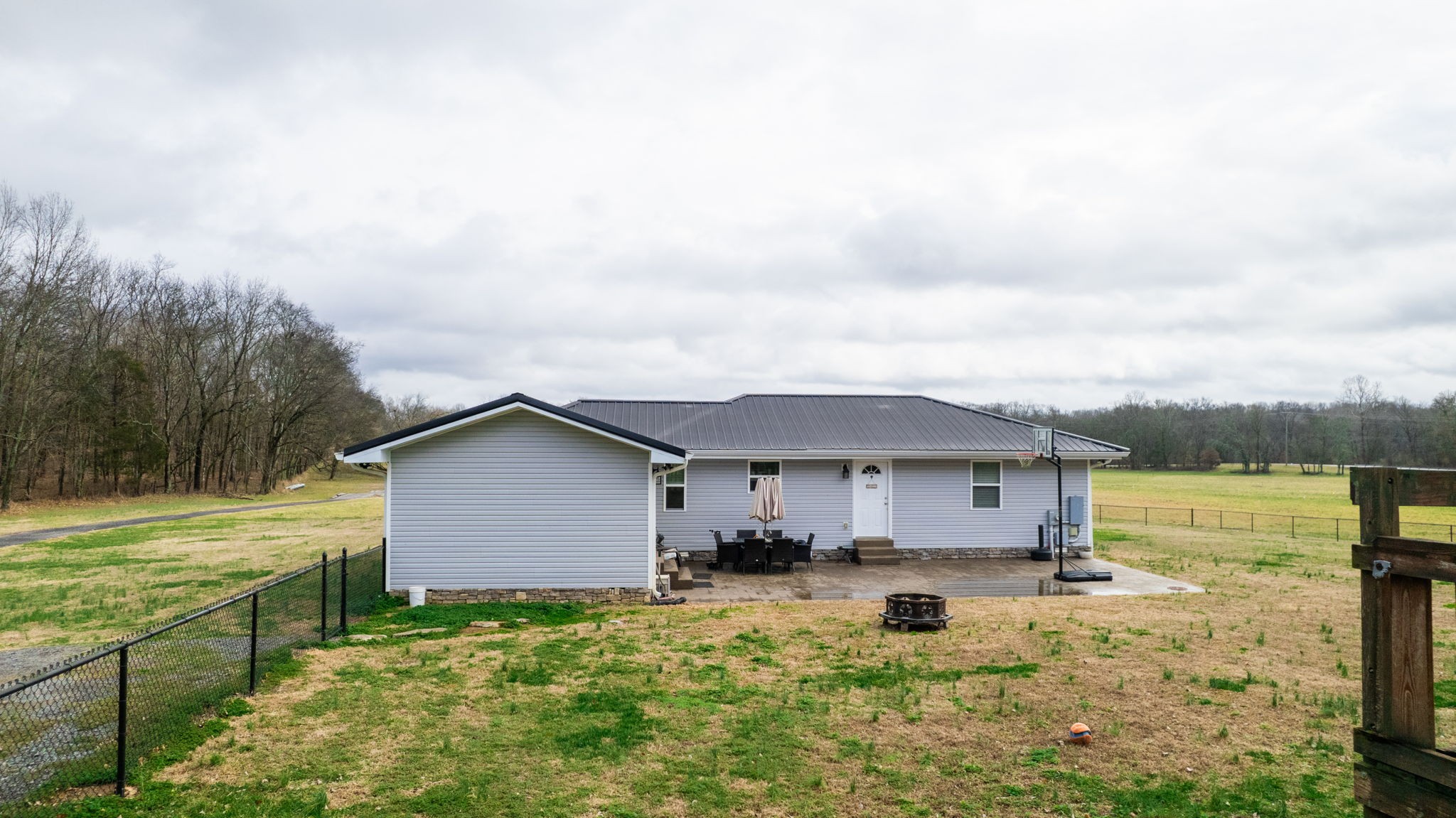 3182 Cairo Bend Road Lebanon, TN 37087 - Photo 36 of 51 a view of a house with backyard and sitting area