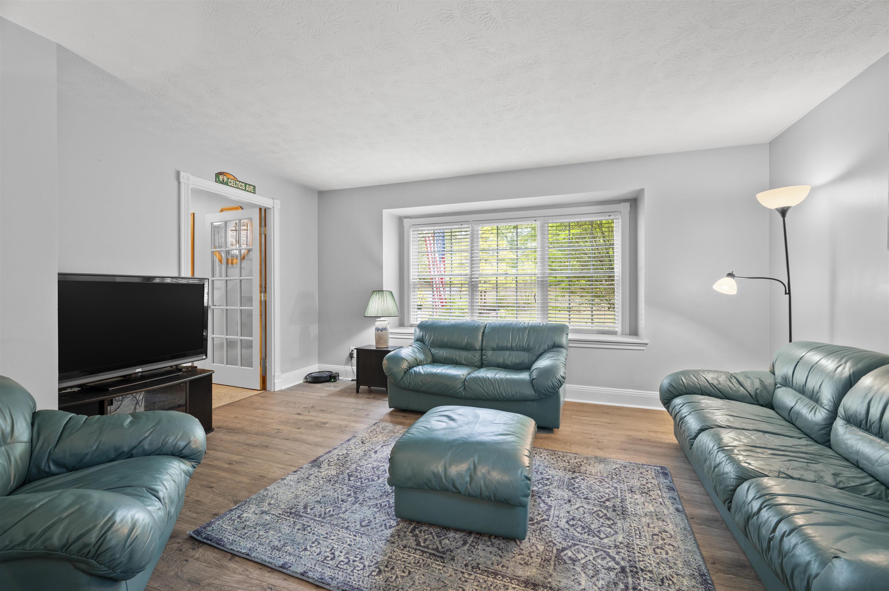 19 Highland Road Kensington, NH 03833 - Photo 5 of 42 Gallery Image 5