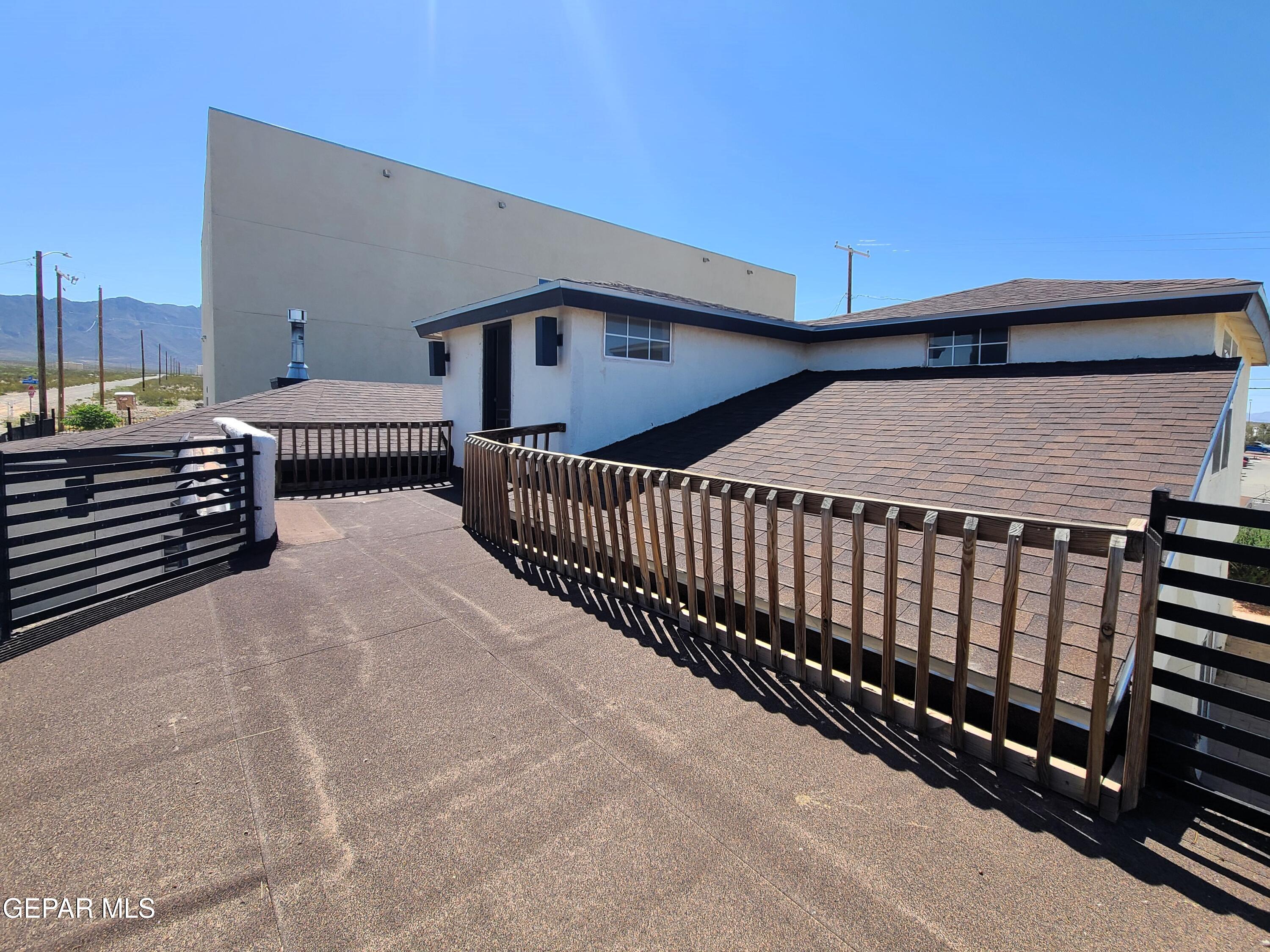 1714 Banker Road Canutillo, TX 79835 - Photo 63 of 78 Balcony
