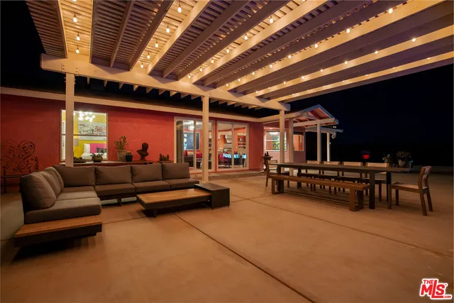 $1,795,000 | 64425 Carot Road, Joshua Tree, CA 92252