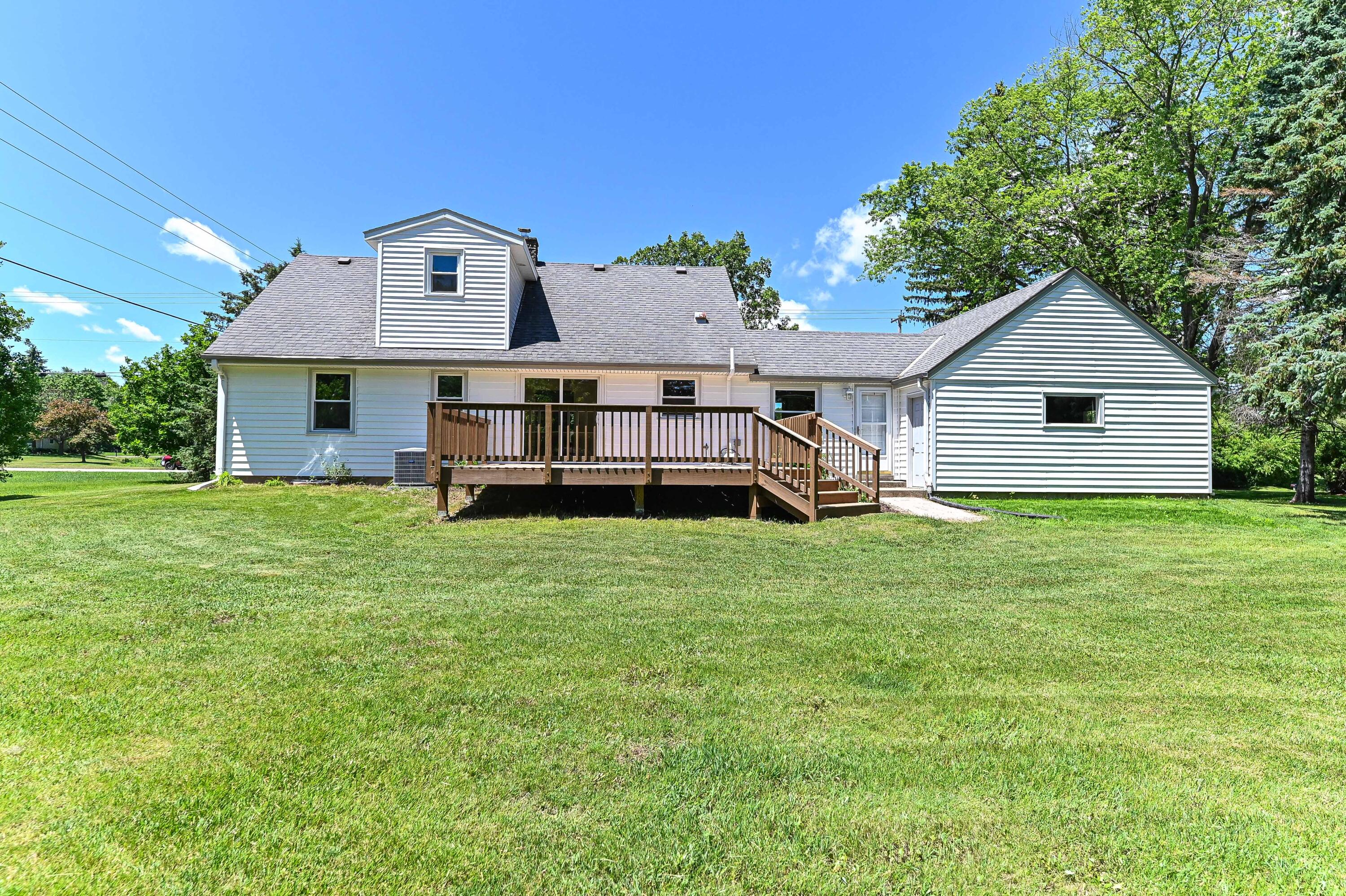 W156N8008 Pilgrim Road Menomonee Falls, WI 53051 - Photo 38 of 50 pilgrim-45