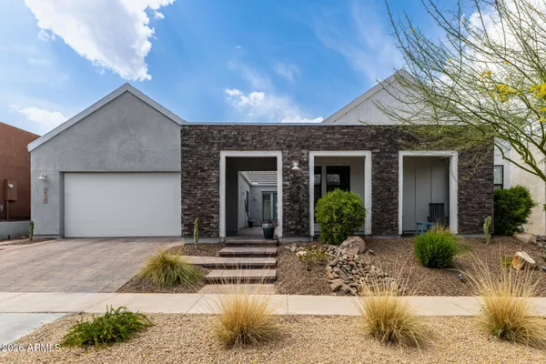 $889,000 | 9818 South 7th Place, Phoenix, AZ 85042