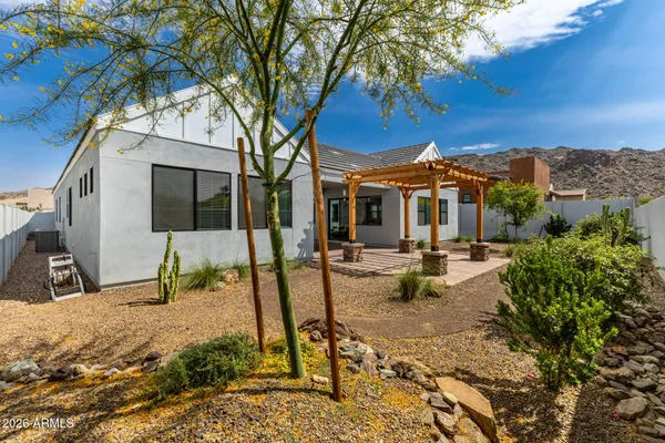 $889,000 | 9818 South 7th Place, Phoenix, AZ 85042
