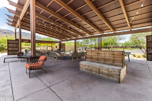 $889,000 | 9818 South 7th Place, Phoenix, AZ 85042