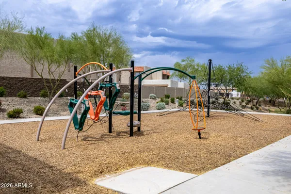 $889,000 | 9818 South 7th Place, Phoenix, AZ 85042