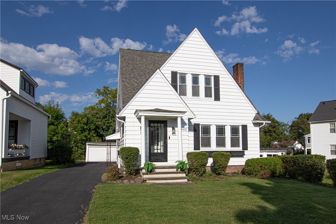 3440 Menlo Road Cleveland, OH 44120 - Photo 1 of 40 Gallery Image 1