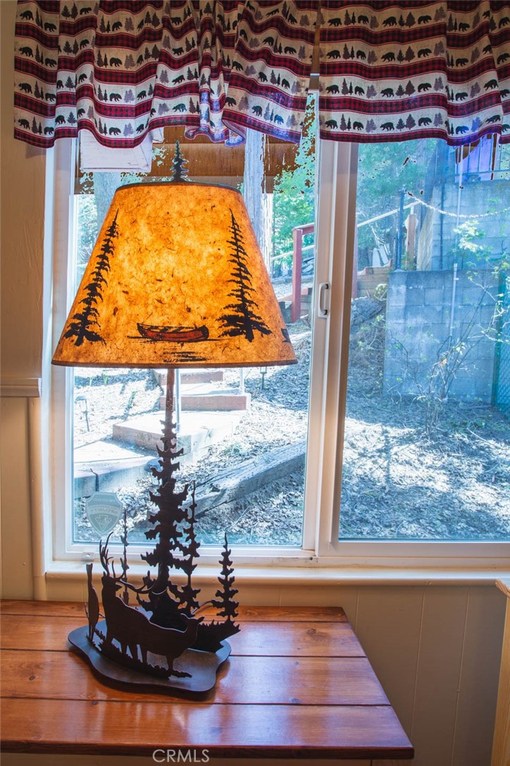 349 Castle Gate Road Lake Arrowhead, CA 92352 - Photo 26 of 73