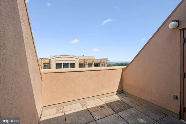 a view of a house with roof