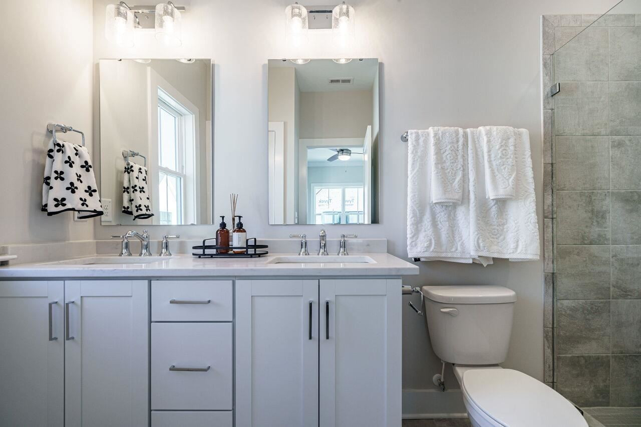 1601 Draper View Loop, Unit 101 Raleigh, NC 27608 - Photo 26 of 30 Photo 26