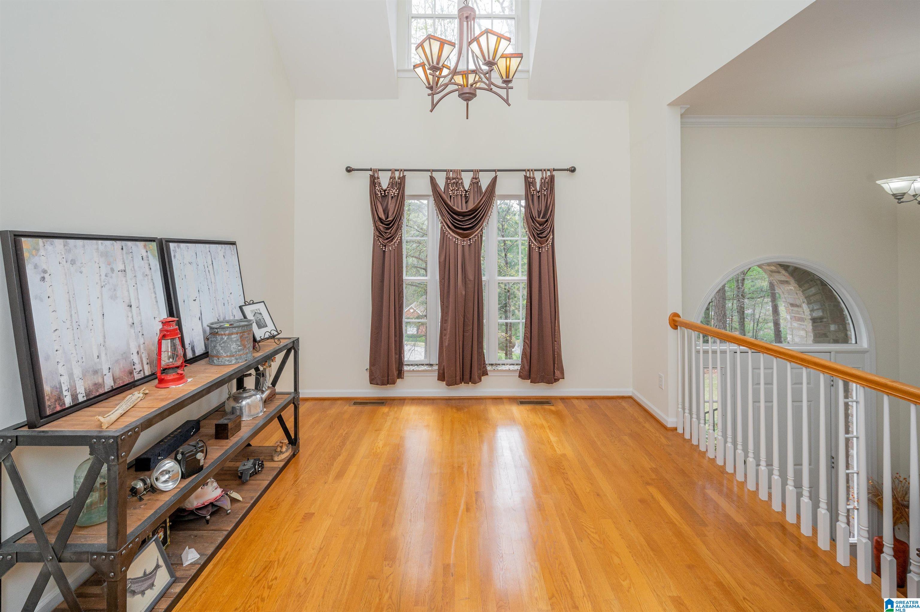 210 Arbor Court Sterrett, AL 35147 - Photo 9 of 50