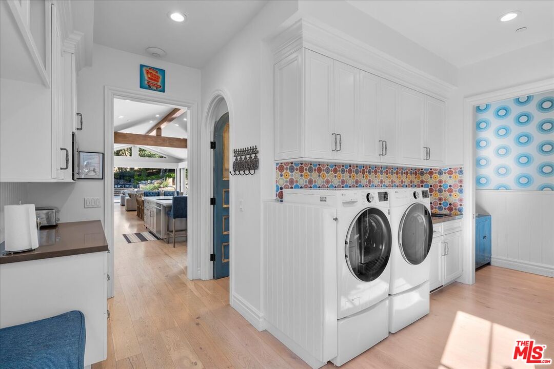 809 Leonard Road Los Angeles, CA 90049 - Photo 35 of 72