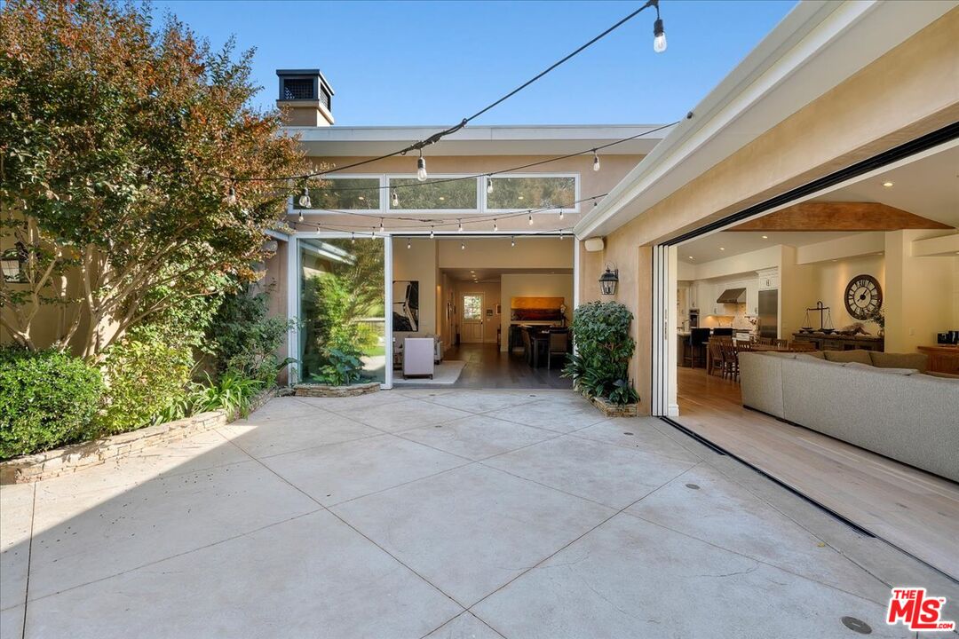 809 Leonard Road Los Angeles, CA 90049 - Photo 71 of 72