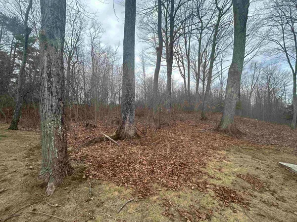 $279,000 | 13 Seaglass Lane, Kittery, ME 03904