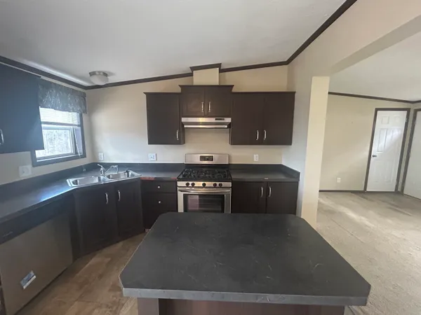 $279,000 | 13 Seaglass Lane, Kittery, ME 03904