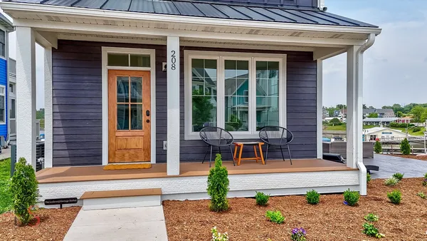 $500,000 | 208 Leeward Way, Ottawa, IL 61350