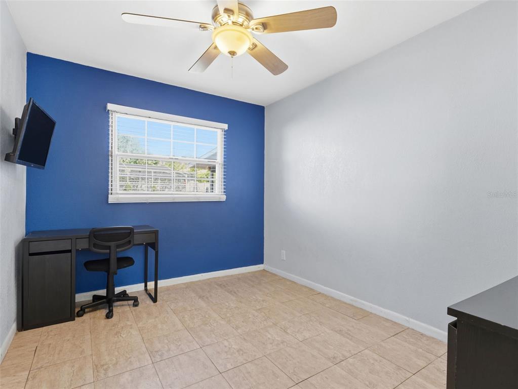 5209 Lloyd Street Seffner, FL 33584 - Photo 22 of 37