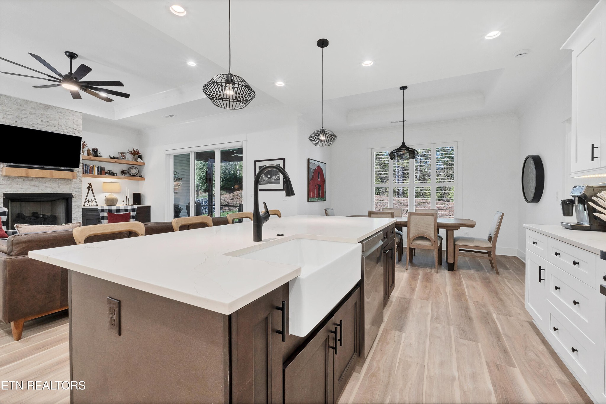 374 Mingo Way Loudon, TN 37774 - Photo 14 of 51 a large kitchen with a table and chairs