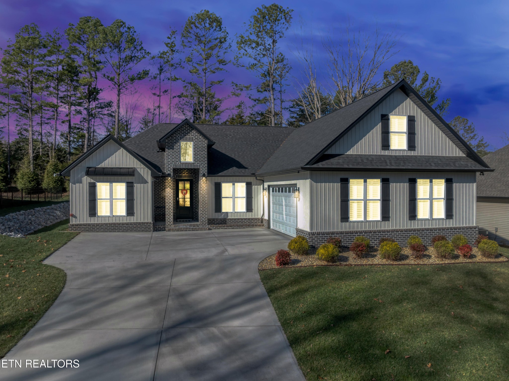 374 Mingo Way Loudon, TN 37774 - Photo 4 of 51 a front view of a house with a yard