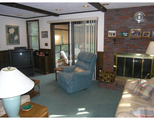 10 Arthur Road Wakefield, MA 01880 - Photo 8 of 15