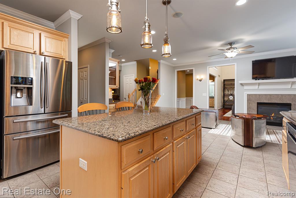 1188 Terra Lane Rochester, MI 48306 - Photo 7 of 31
