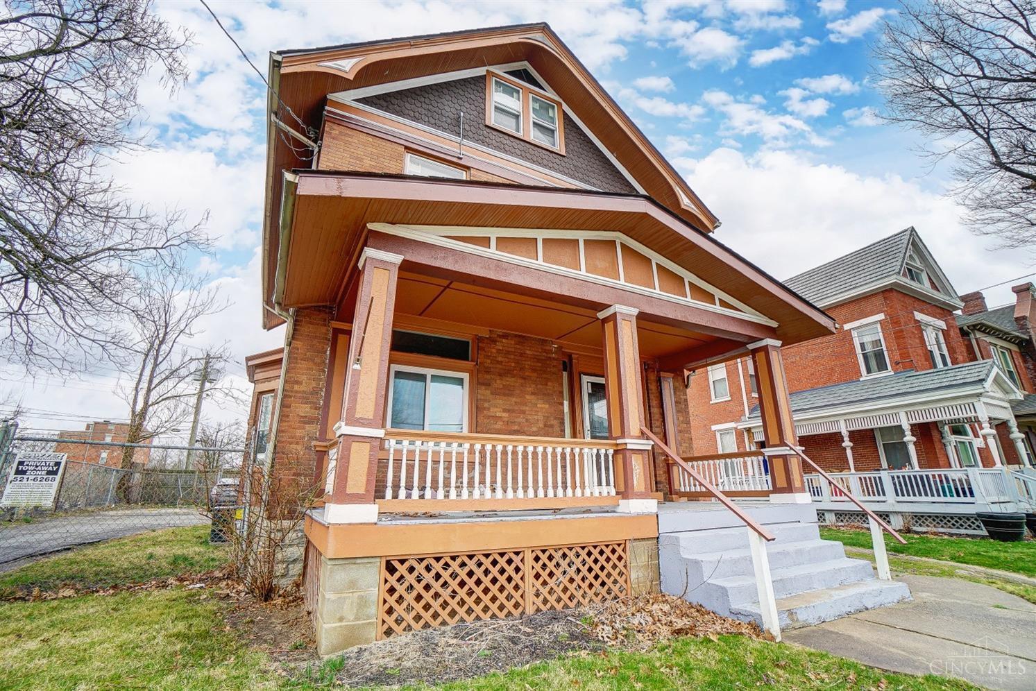 1609 Ruth Avenue Cincinnati, OH 45207 - Photo 2 of 29