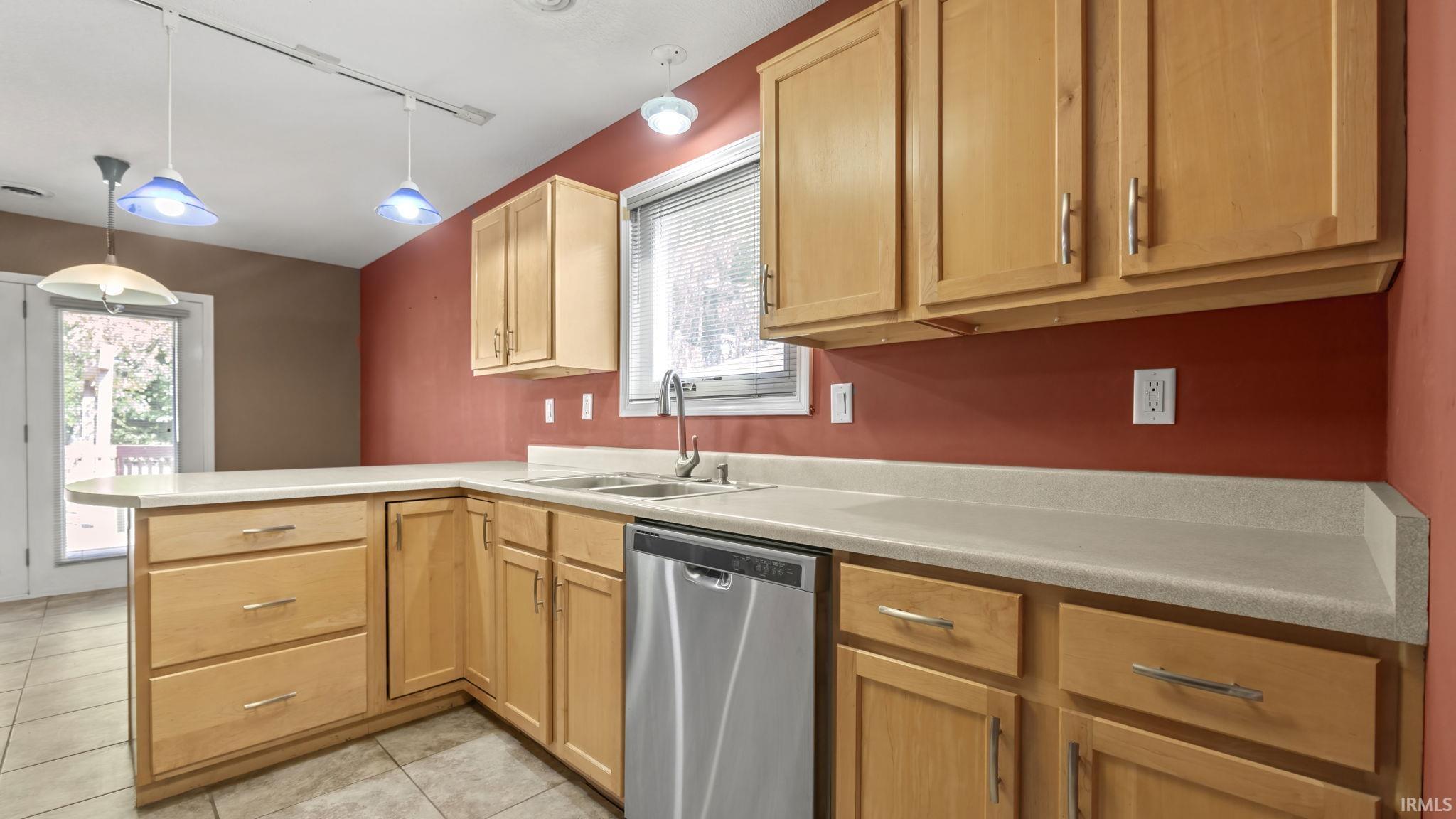 2822 Sanderling Road Fort Wayne, IN 46808 - Photo 15 of 33 Gallery Image 15