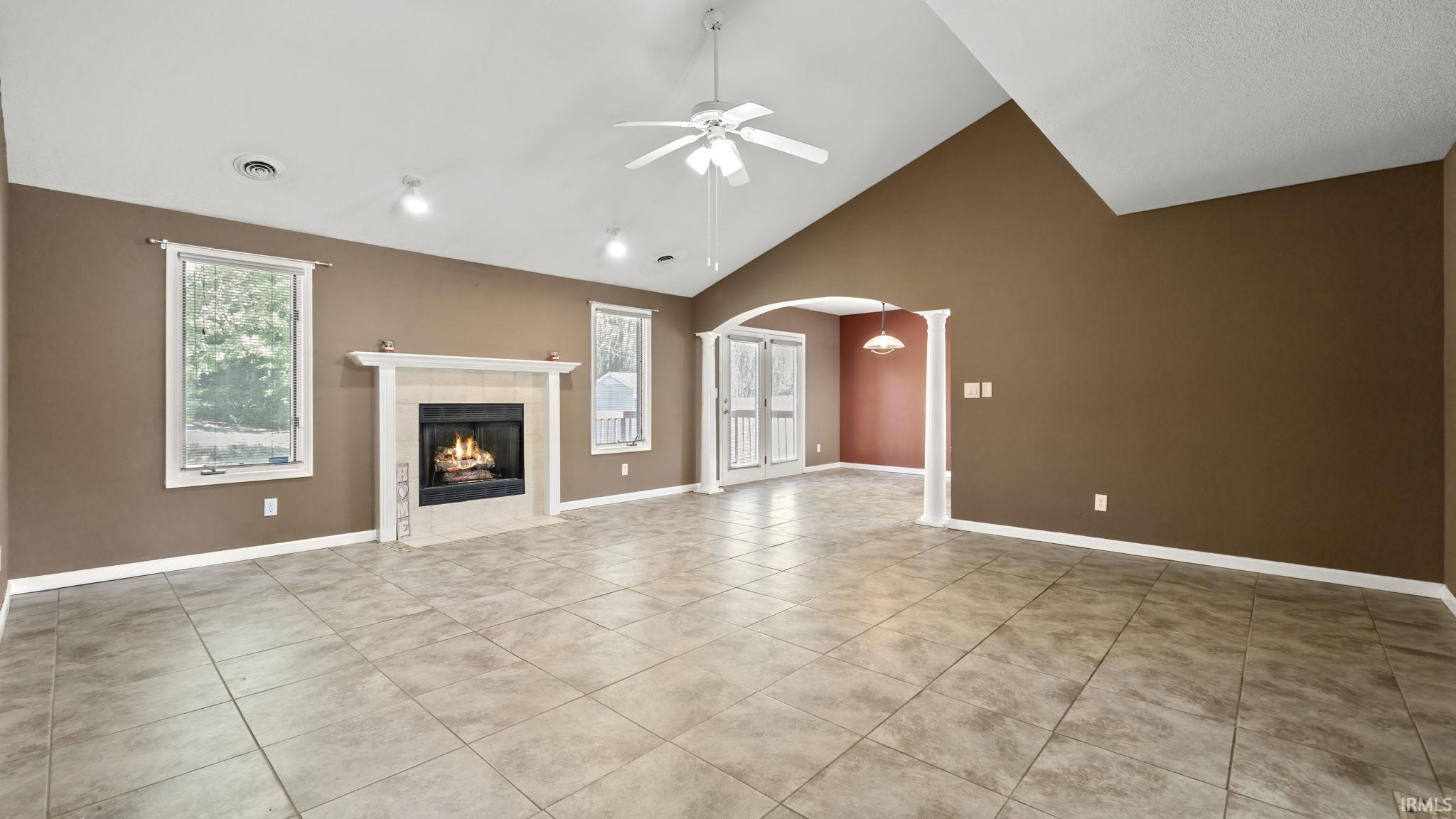 2822 Sanderling Road Fort Wayne, IN 46808 - Photo 4 of 33 Gallery Image 4
