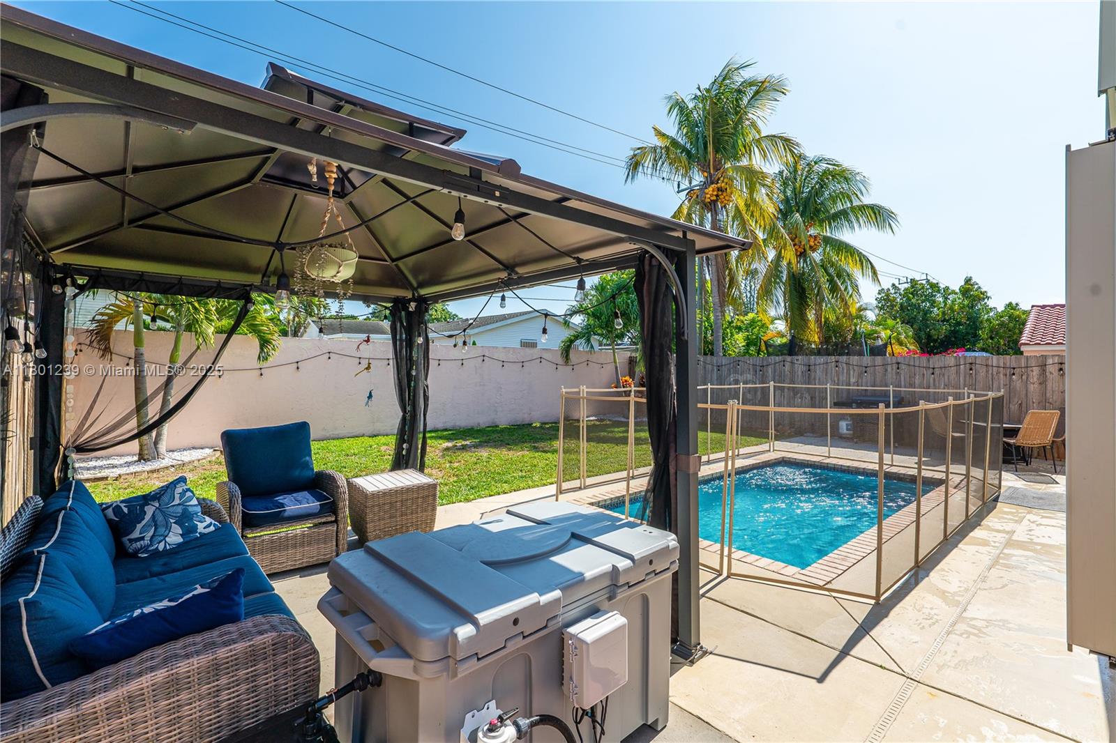 6284 Duval Drive Margate, FL 33063 - Photo 17 of 29