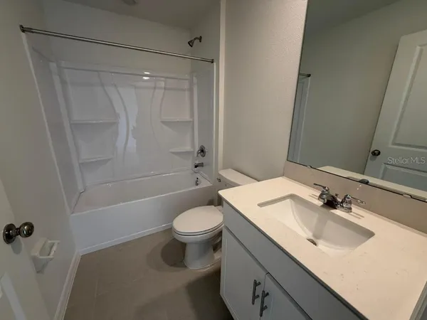 $2,100 | 2155 Lone Oak Lane, Lakeland, FL 33801