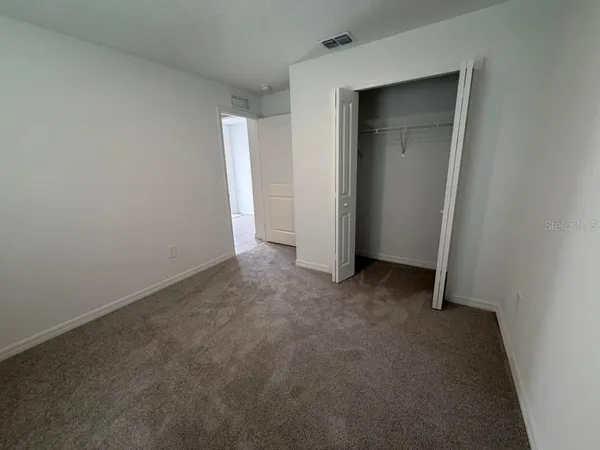 $2,100 | 2155 Lone Oak Lane, Lakeland, FL 33801