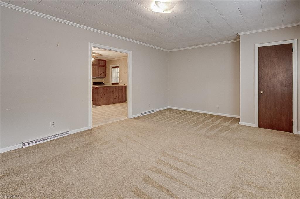 1407 Meadowbrook Road Asheboro, NC 27203 - Photo 6 of 33