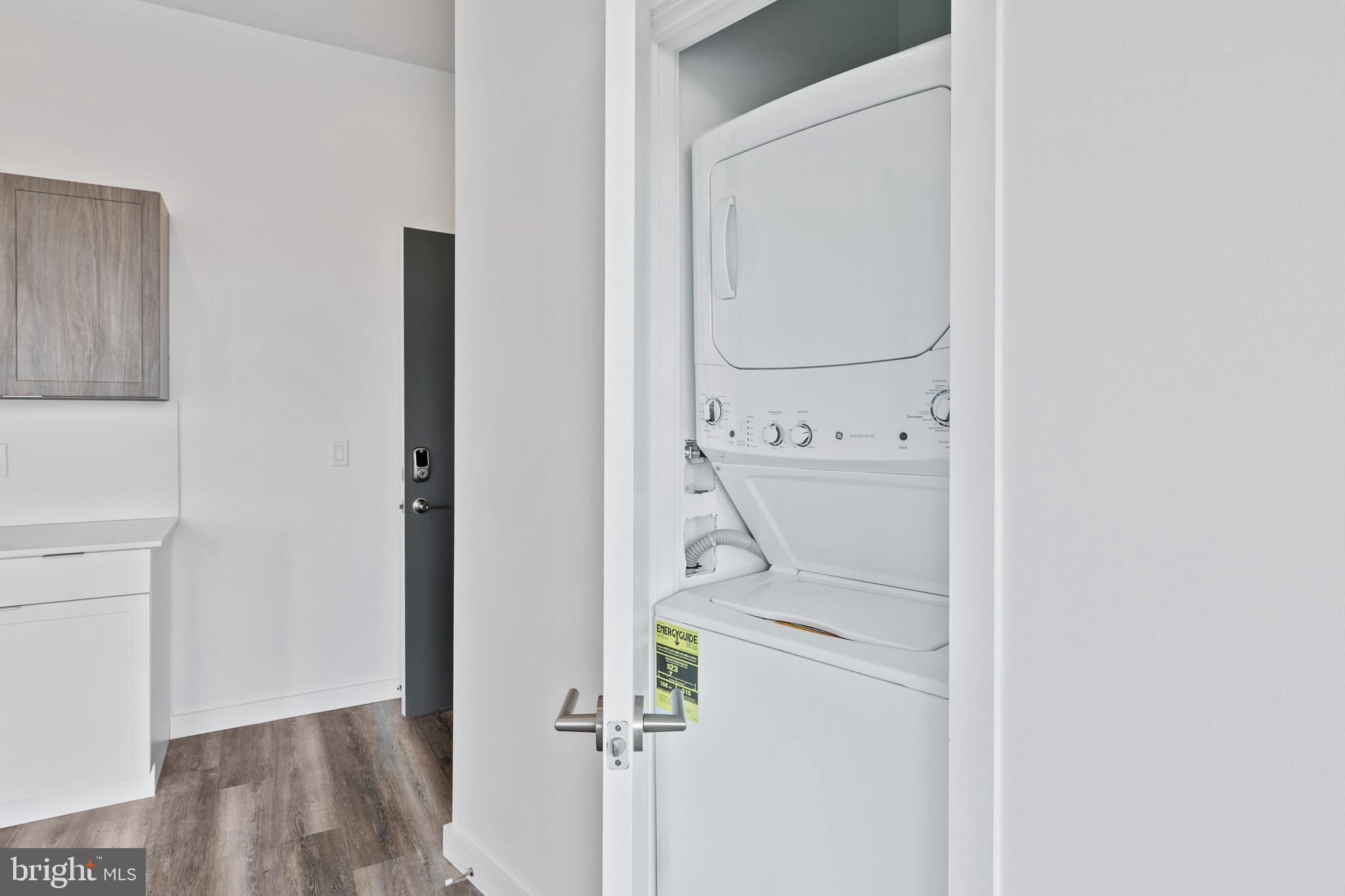 860 North 3rd Street, Unit 401 Philadelphia, PA 19123 - Photo 8 of 10