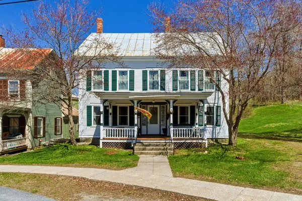 $325,000 | 9 N Common, Chelsea, VT 05038