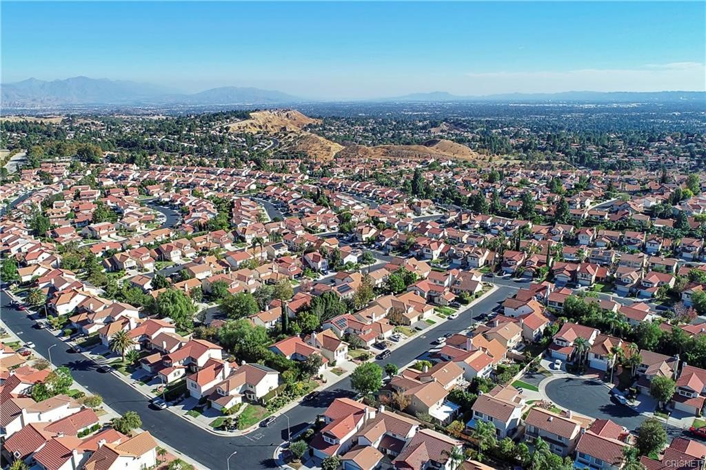 12022 Falcon Crest Way Porter Ranch, CA 91326 - Photo 49 of 64
