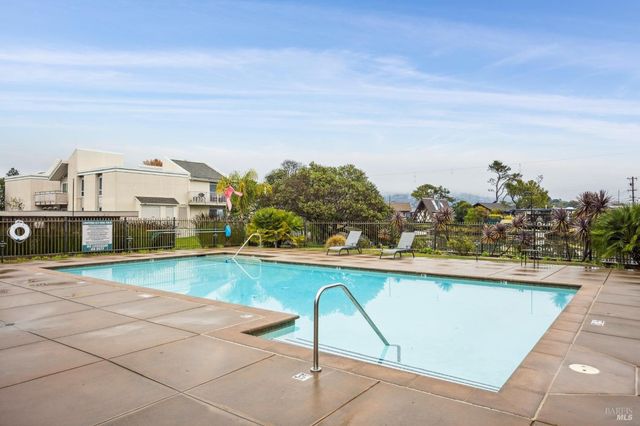 $417,000 | 148 Larkspur Plaza Drive, Larkspur, CA 94939