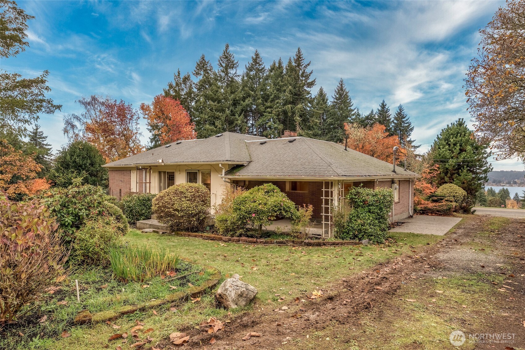 9619 Southwest 268th Street Vashon, WA 98070 - Photo 36 of 37 a front view of a house with garden