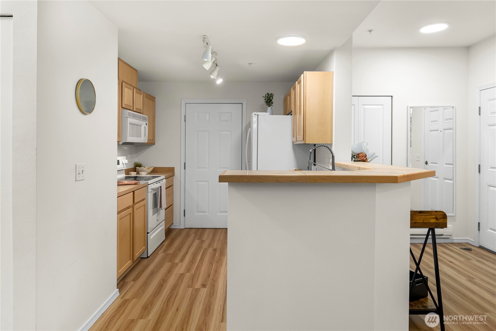 15325 Southeast 155th Place, Unit G1 Renton, WA 98058 - Photo 16 of 35