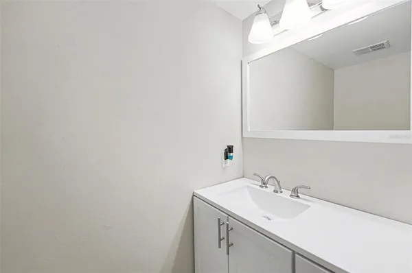 $2,150 | 1819 Clearbrooke Drive, Clearwater, FL 33760