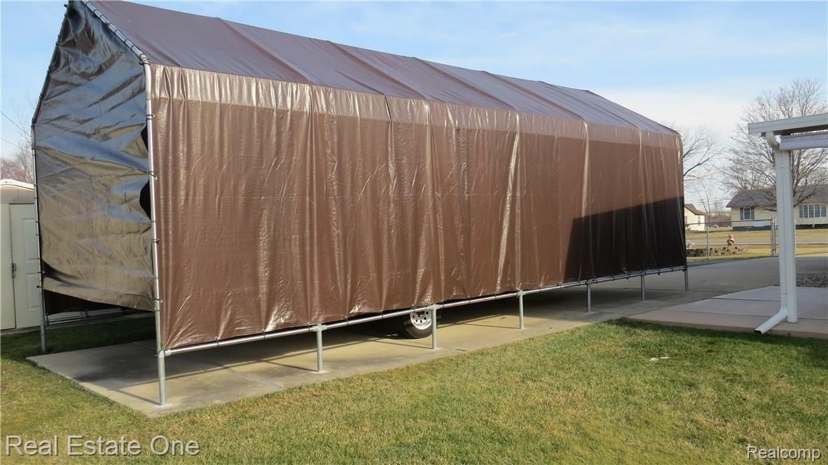 30550 Fort Road Rockwood, MI 48173 - Photo 28 of 31 30x12 Parking Canopy