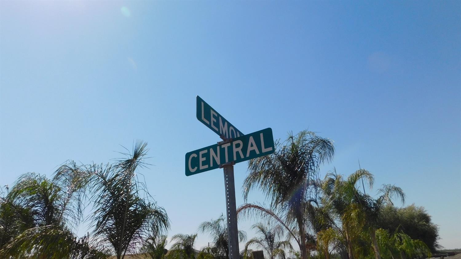 4084 South Lemon Avenue Reedley, CA 93654 - Photo 1 of 35 Gallery Image 1